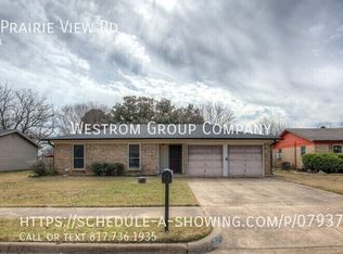804 E Prairie View Rd, Crowley, TX 76036