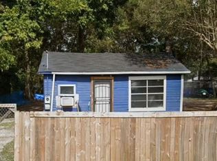 6907 Finch St, Houston, TX 77028