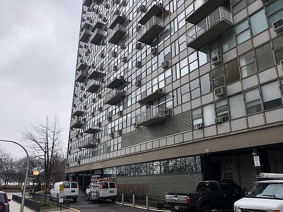 2nd image of 1000 N Lake Shore Dr APT 401