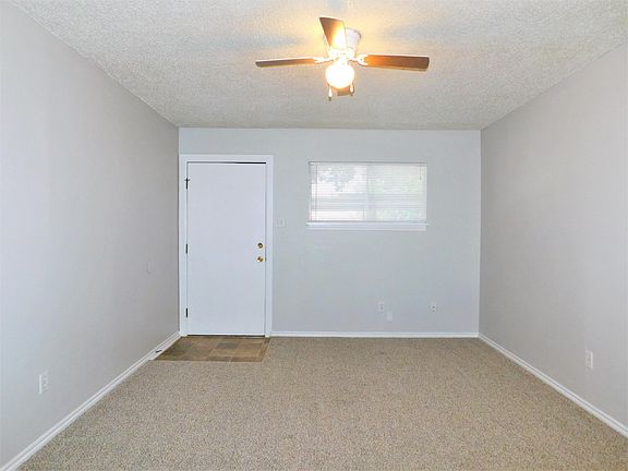 3rd image of 401 Betchan St #2A