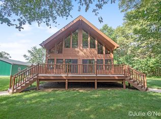 4232 Olmstead Rd, Ionia, MI 48846