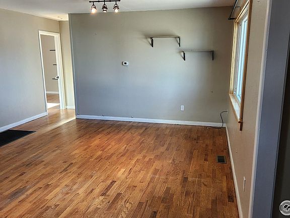 3rd image of 317 Western Ave