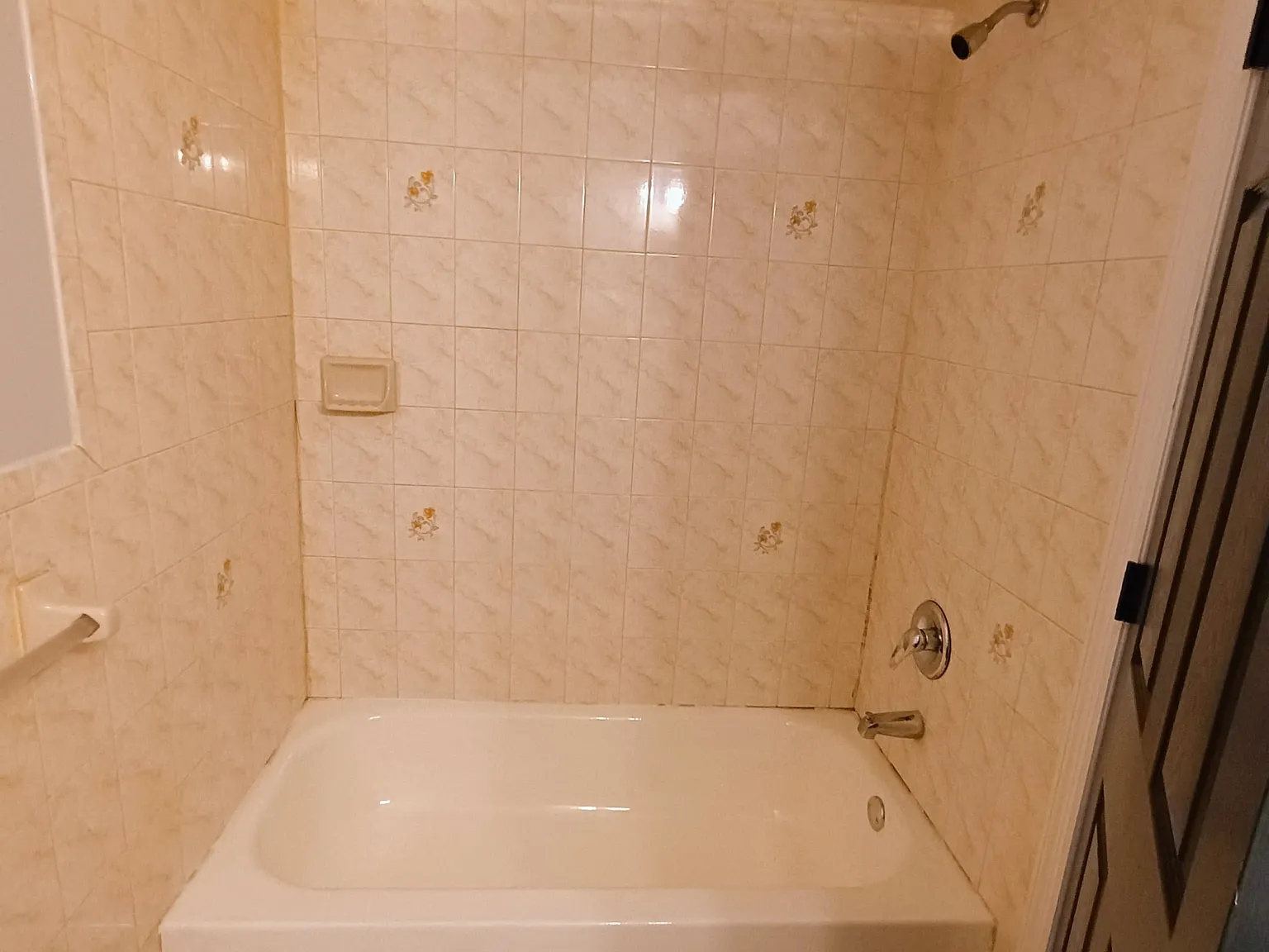 347 Ridgewood Avenue - 2 — Photo 3