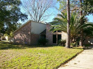 7103 Winding Walk Dr, Houston, TX 77095