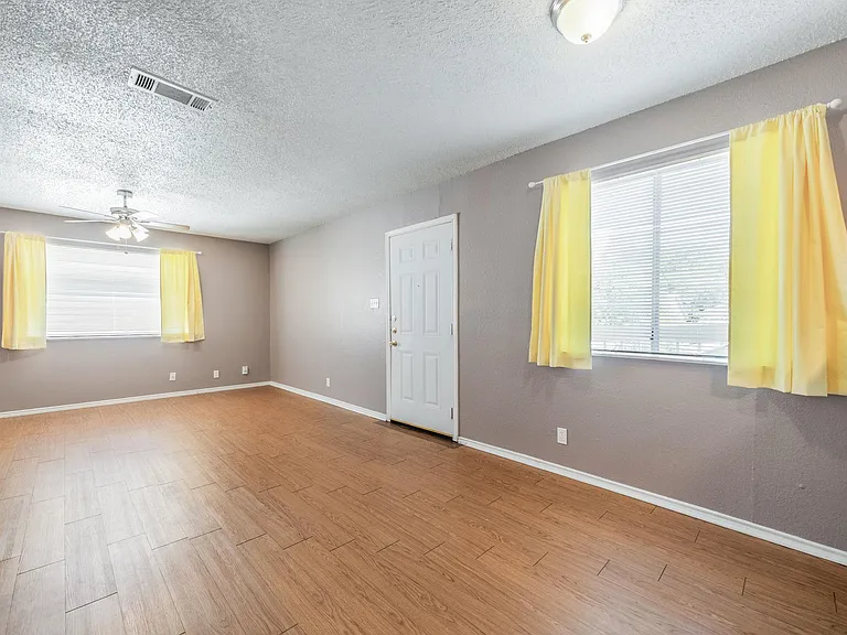5807 Spring Meadow Rd #B — Photo 11