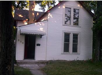 1st image of 530 Kelton Ave