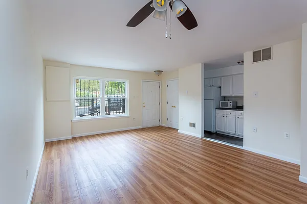 Rented by Compass | media 10