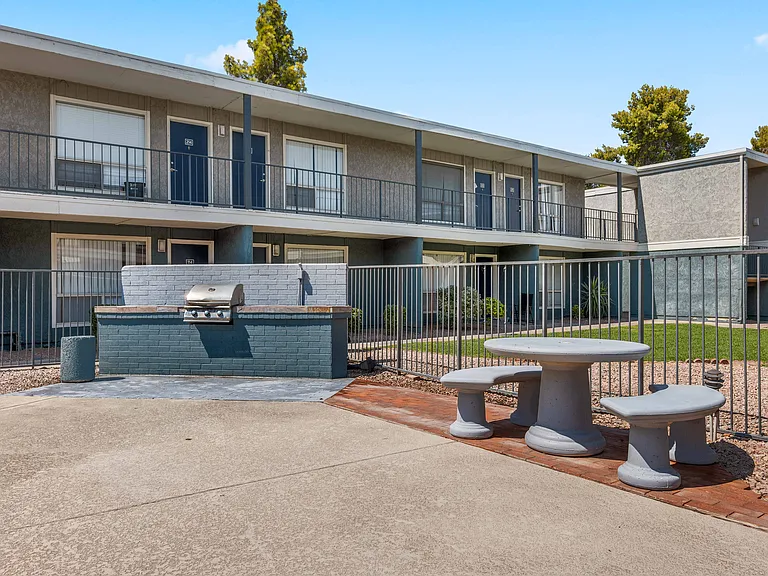 The Flats — Photo 14