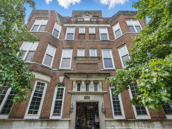 2212 N Campbell Ave #1D, Chicago, IL 60647