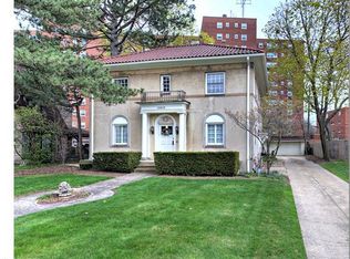 13815 Drexmore Rd, Cleveland, OH 44120