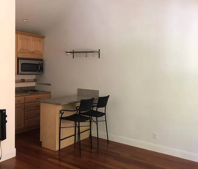 109 Rheem Blvd — Photo 8
