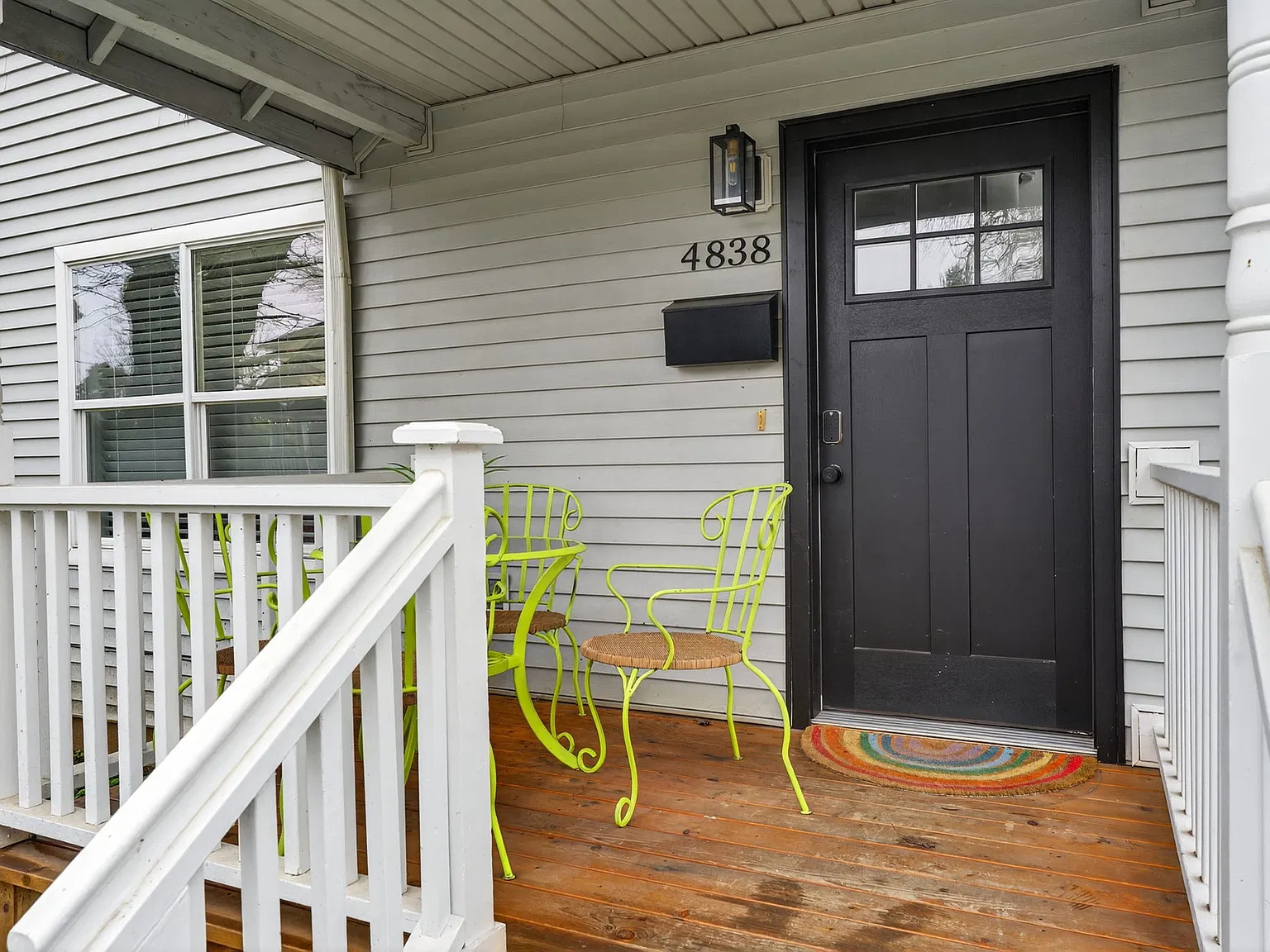 3 bed, 1.5 bath, 1232 sqft, $4,900 — Photo 2