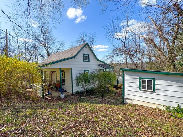 113 Esther St, Steelville, MO 65565