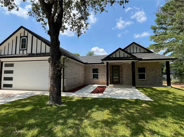 106 Ford Cir, Mabank, TX 75156