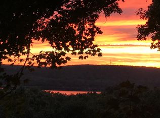 53 Inchcliffe Dr, Gales Ferry, CT 06335