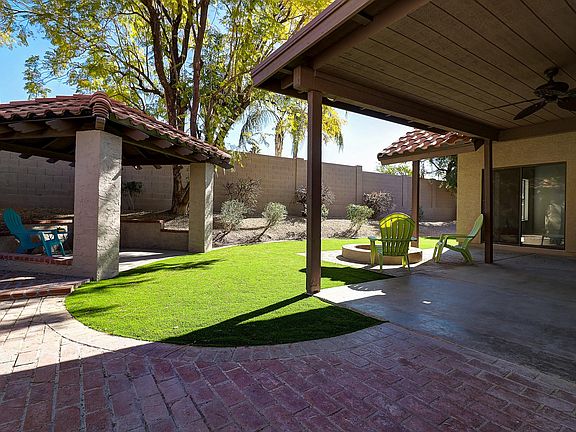 backyard:ramada