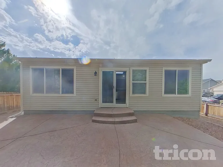 8405 Sunbow Ct — Photo 15