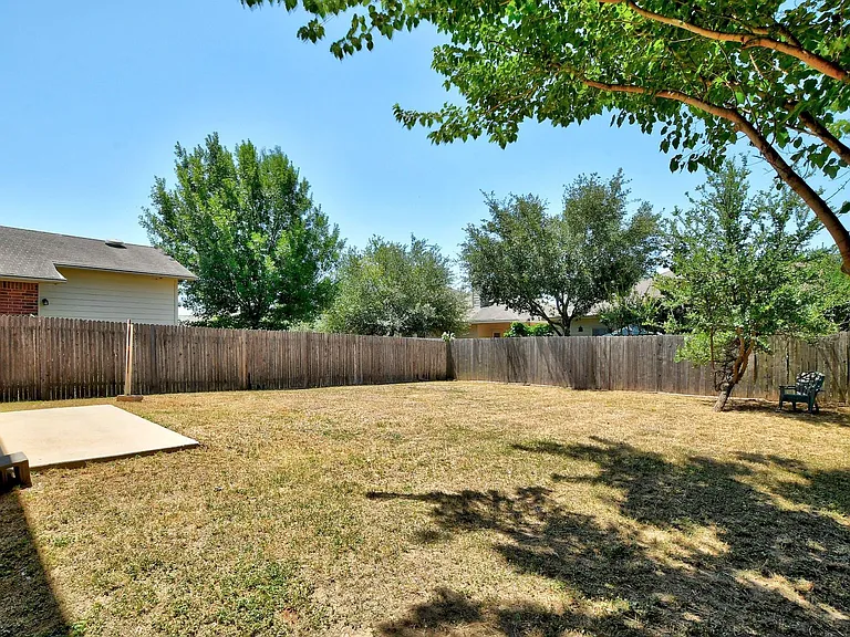 5713 Abby Ann Ln — Photo 21