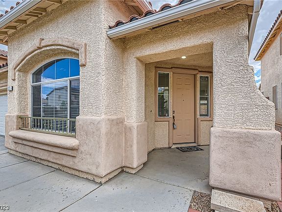 3rd image of 8273 Ruby Heights Ave