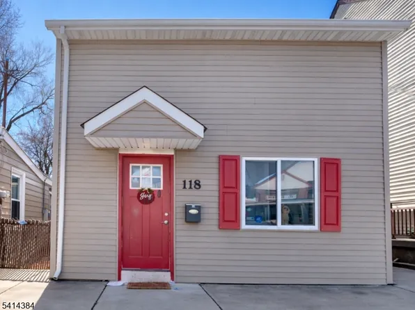 118 Carlisle Ave, Paterson City, NJ 07501