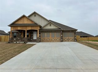 5767 Poppy Ave, Springdale, AR 72762