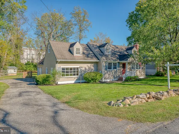 1807 Greenspring Dr, Lutherville Timonium, MD 21093