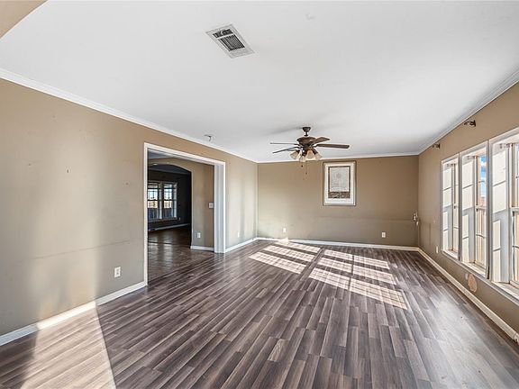 3rd image of 18186 W Charter Oak Rd