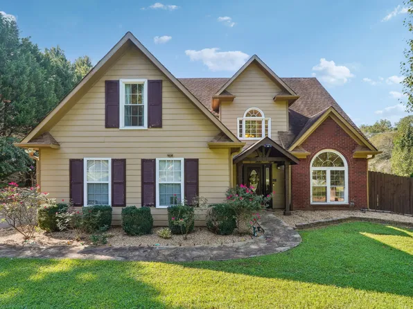 3660 Rivendell Ln, Cumming, GA 30040