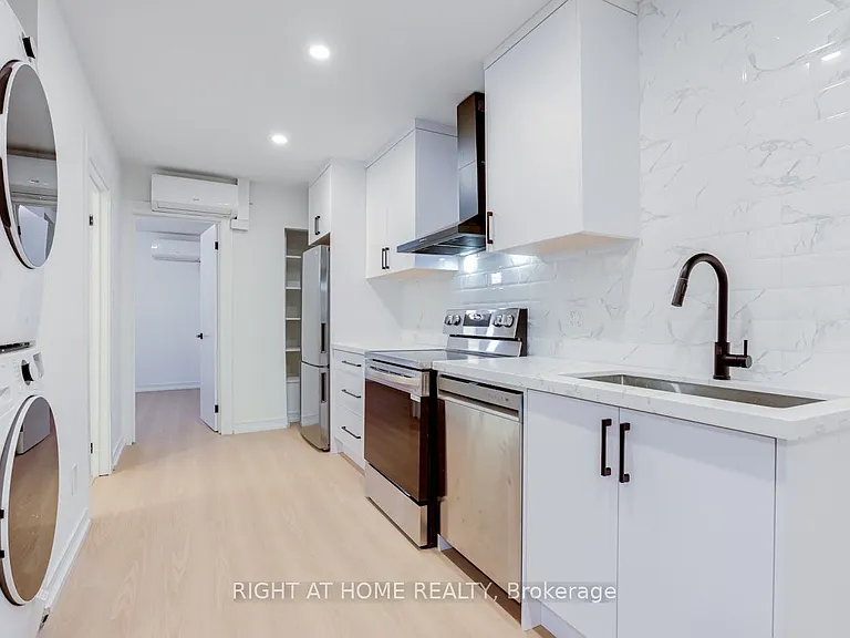11C Condor Ave — Photo 7