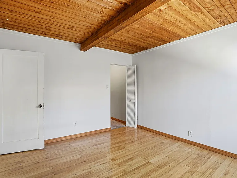 2102 Overhill Rd #A — Photo 16