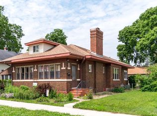 2106 West Ave S, La Crosse, WI 54601