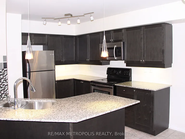 2127 Bur Oak Ave #31 — Photo 9
