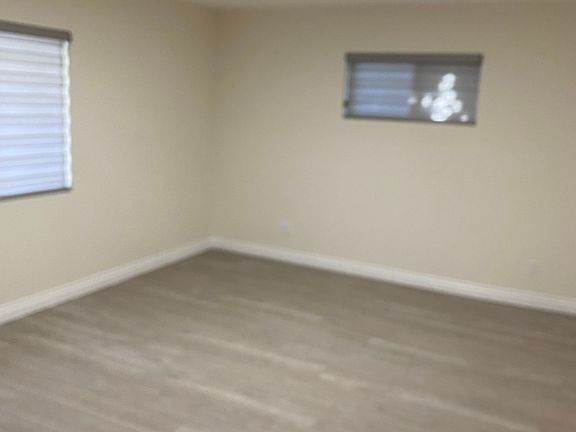 4th image of 6613 Varna Ave