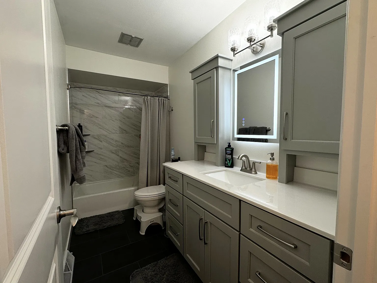 803 Forest Ct — Photo 4