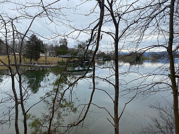 4th image of 38 Key Lakewood Cir