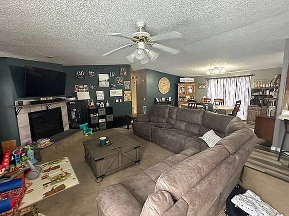 3rd image of 328 Main St