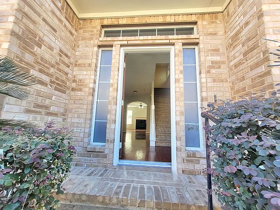 3rd image of 7415 Hollister Rdg