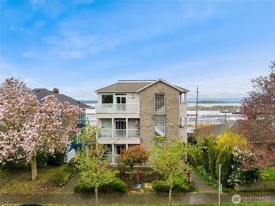 2420 Grand Avenue #303, Everett, WA, 98201