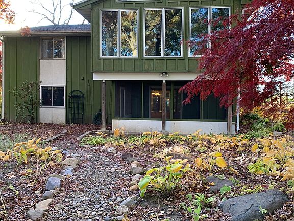 3rd image of 3601 W Richwoods Blvd APT B