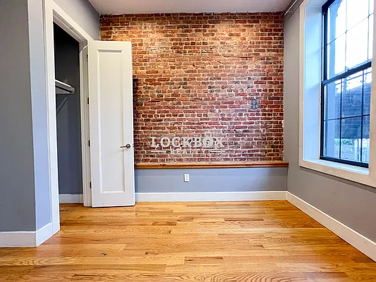 Rented by Lockbox Realty | media 12