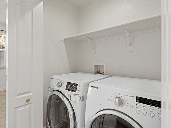 3rd image of 1651 Shore Pl Unit 3