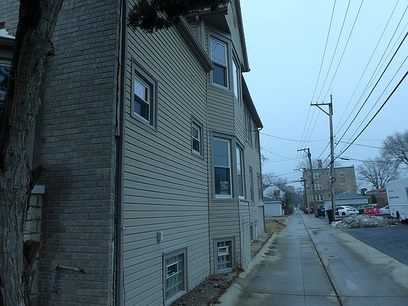 2nd image of 514 N Taylor Ave