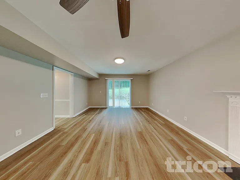 1700 Kildare Woods Dr — Photo 2