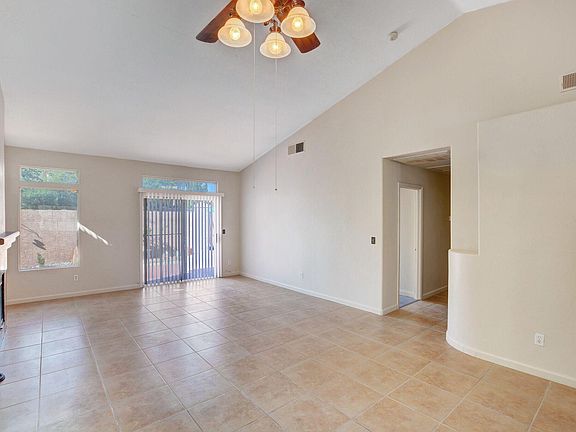 3rd image of 8821 Valley Creek Dr