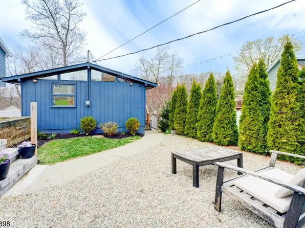 54 Schwarz Blvd, Jefferson Twp., NJ 07849