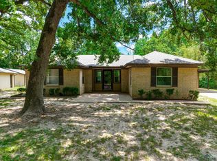 302 An County Rd #3914, Palestine, TX 75801