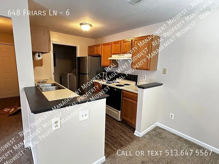Building Photo - 648 Friars Ln #6