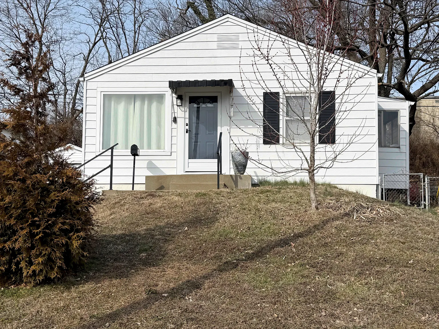 2 bed, 768 sqft, $1,650 — Photo 1