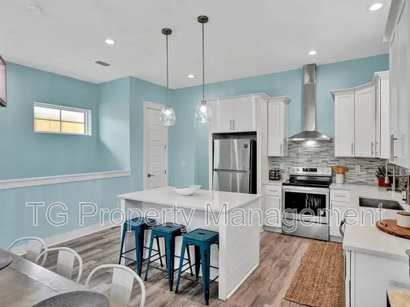 514 2nd St S, Jacksonville Beach, FL 32250