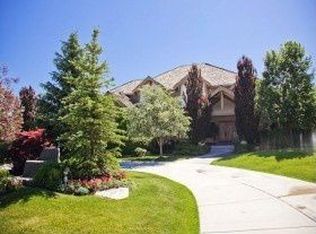 7825 S Pheasant Wood Dr, Cottonwood Heights, UT 84093
